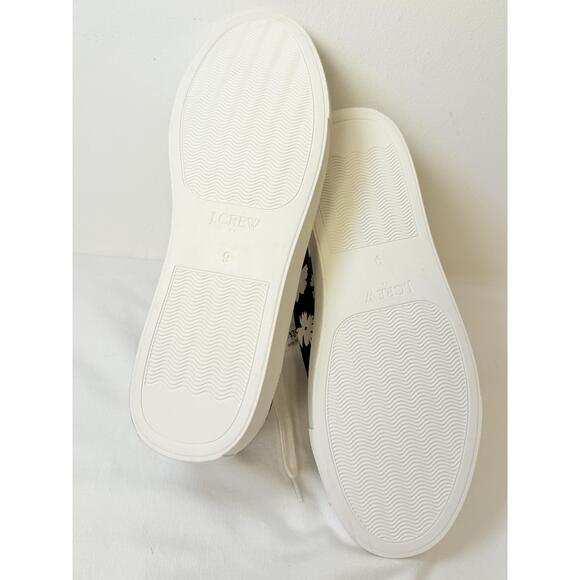 NWT J. Crew Blue Floral Canvas Lace Up Casual Sneakers Shoes Size 9 - Picture 9 of 10